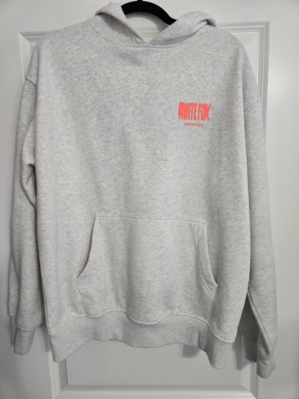 WHITE FOX HOODIE